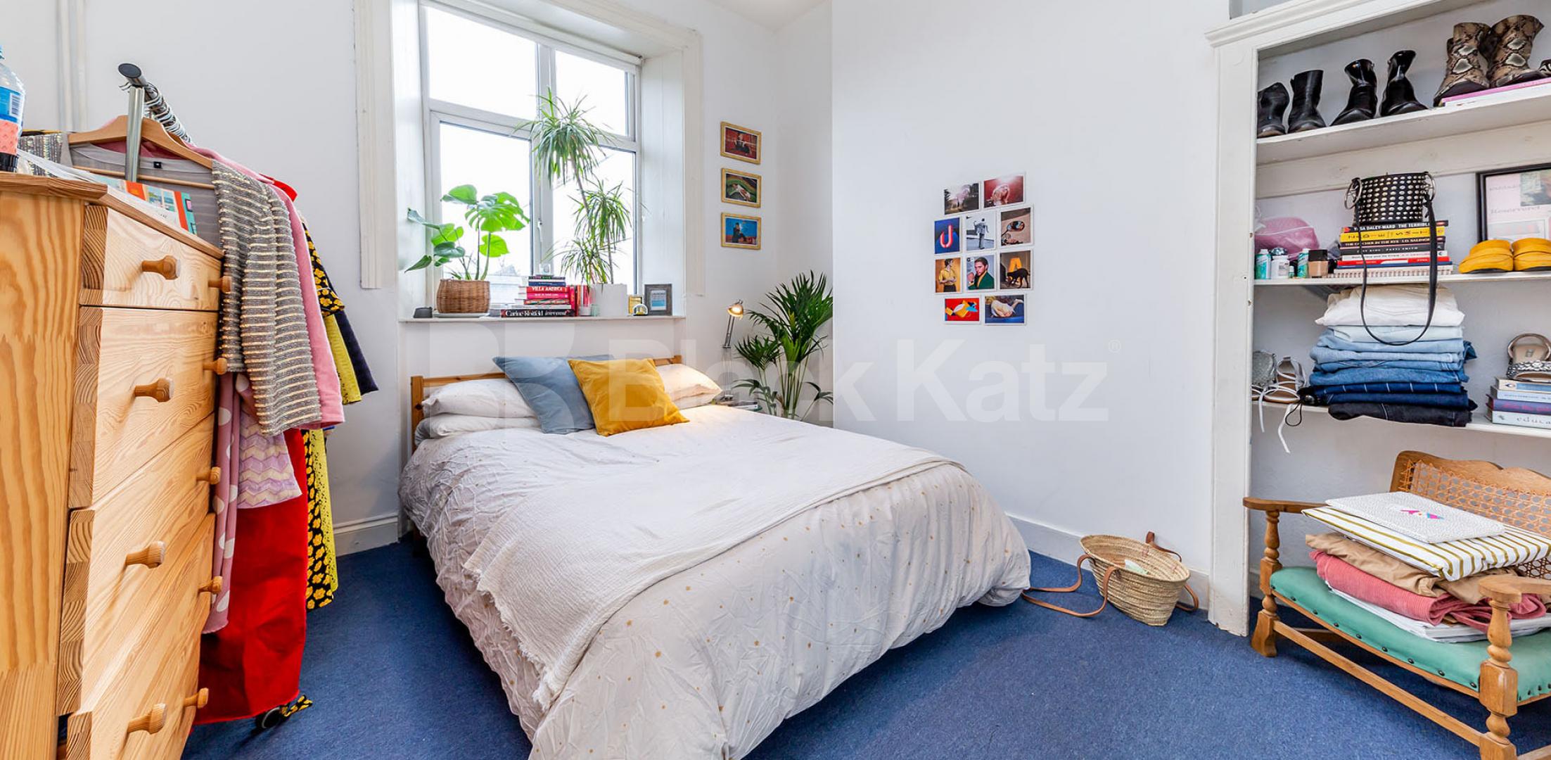 			VIDEO VIEWING AVAILABLE!, 4 Bedroom, 1 bath, 1 reception Flat			 Hornsey Road, HOLLOWAY